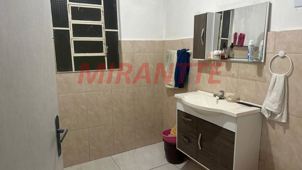 Sobrado de 115m² com 5 quartos em Tremembe