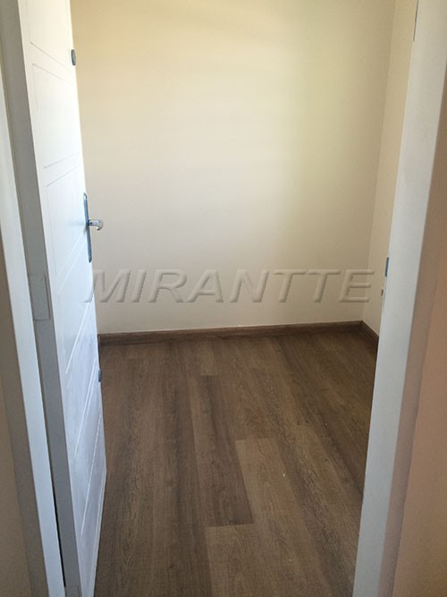 Sobrado de 172m² com 3 quartos em Casa Verde