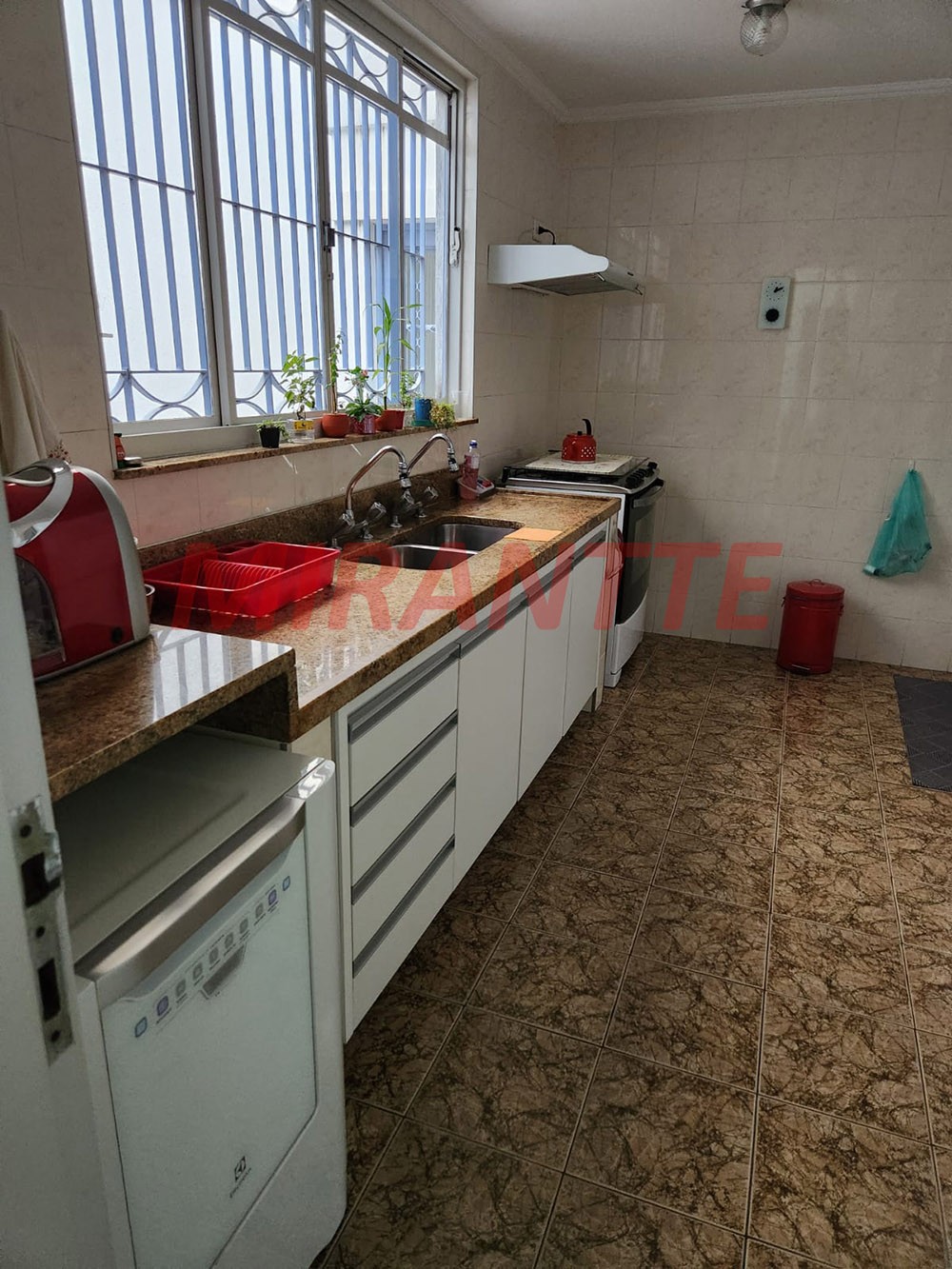 Sobrado de 300m² com 3 quartos em Jardim França