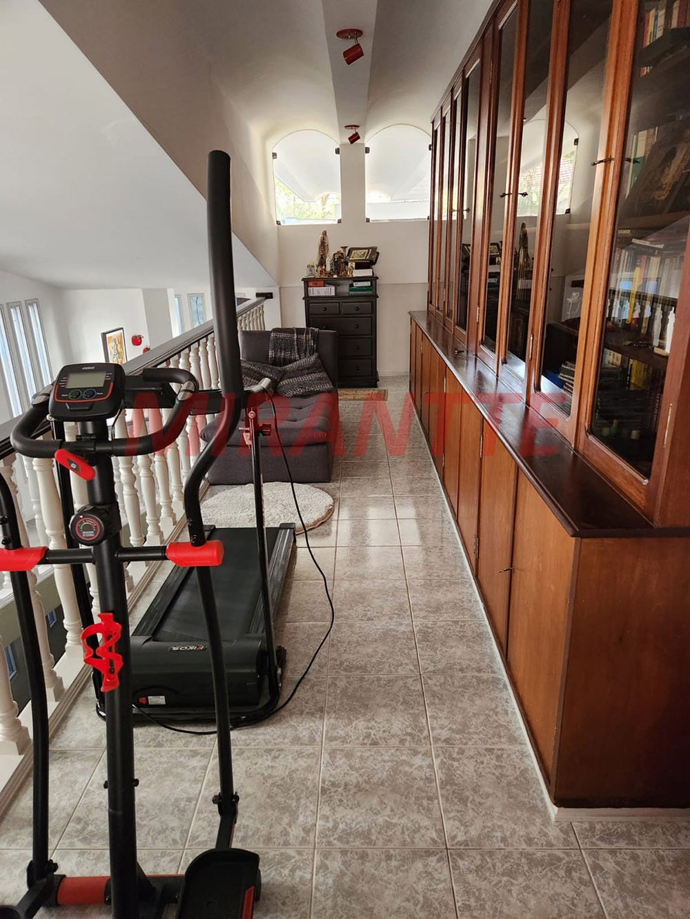 Sobrado de 300m² com 3 quartos em Jardim França