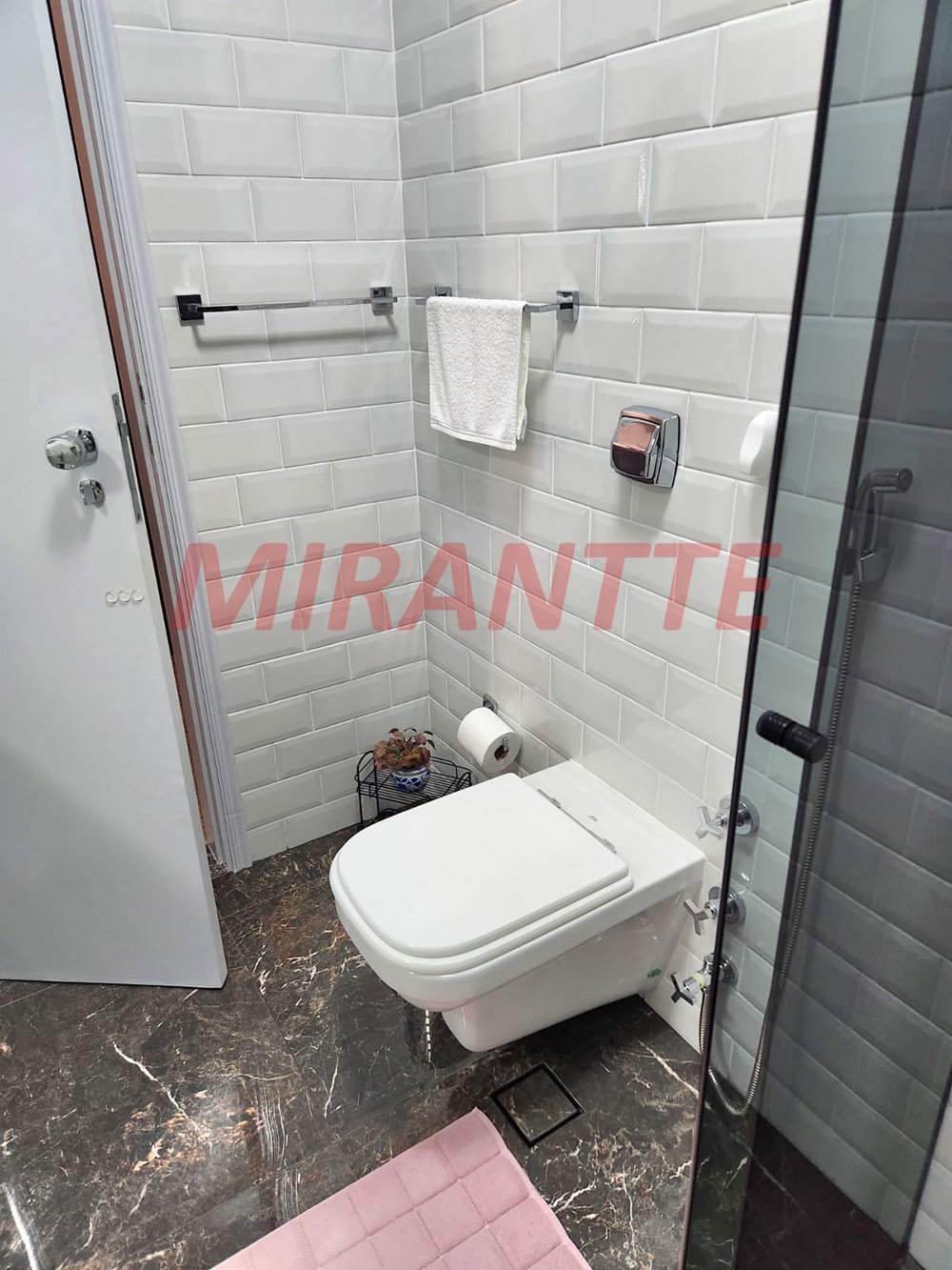 Sobrado de 300m² com 3 quartos em Jardim França