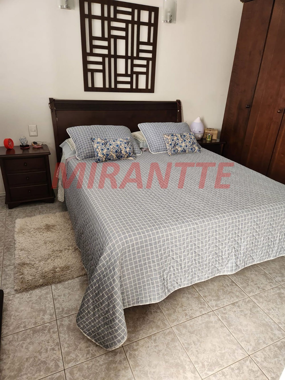 Sobrado de 300m² com 3 quartos em Jardim França