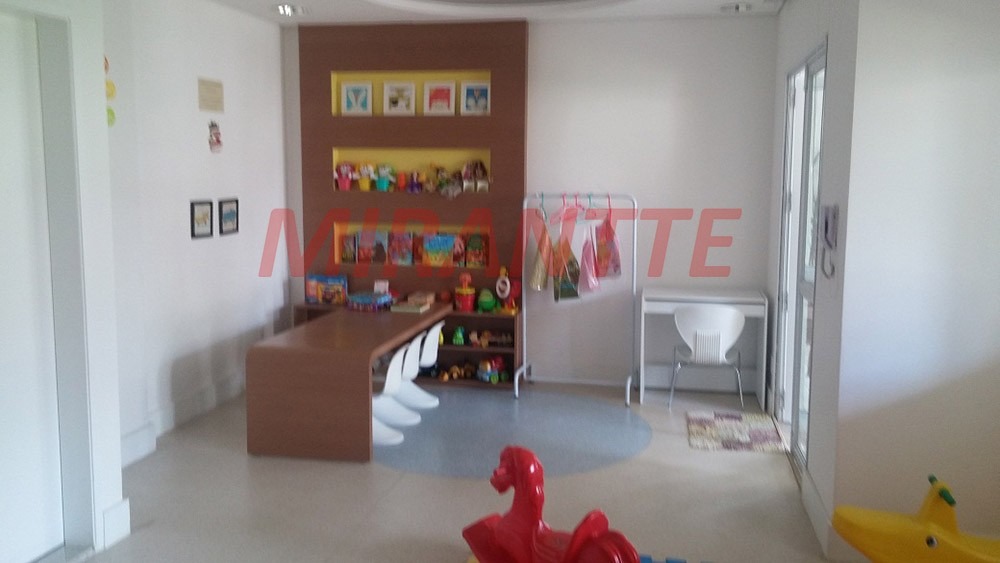 Apartamento de 68m² com 2 quartos em Vila Mazzei