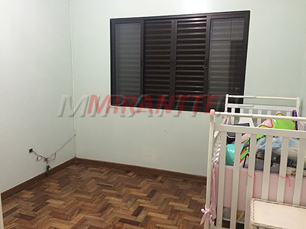 Sobrado de 210m² com 3 quartos em Santana
