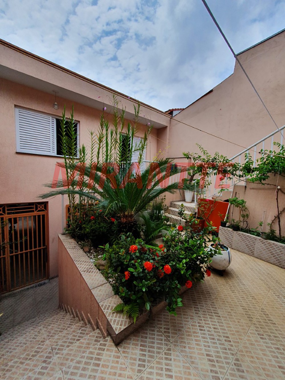 Sobrado de 180m² com 3 quartos em Jardim São Paulo