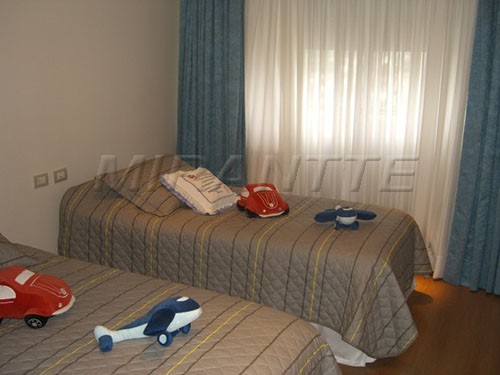 Apartamento com 3 quartos em Água Fria