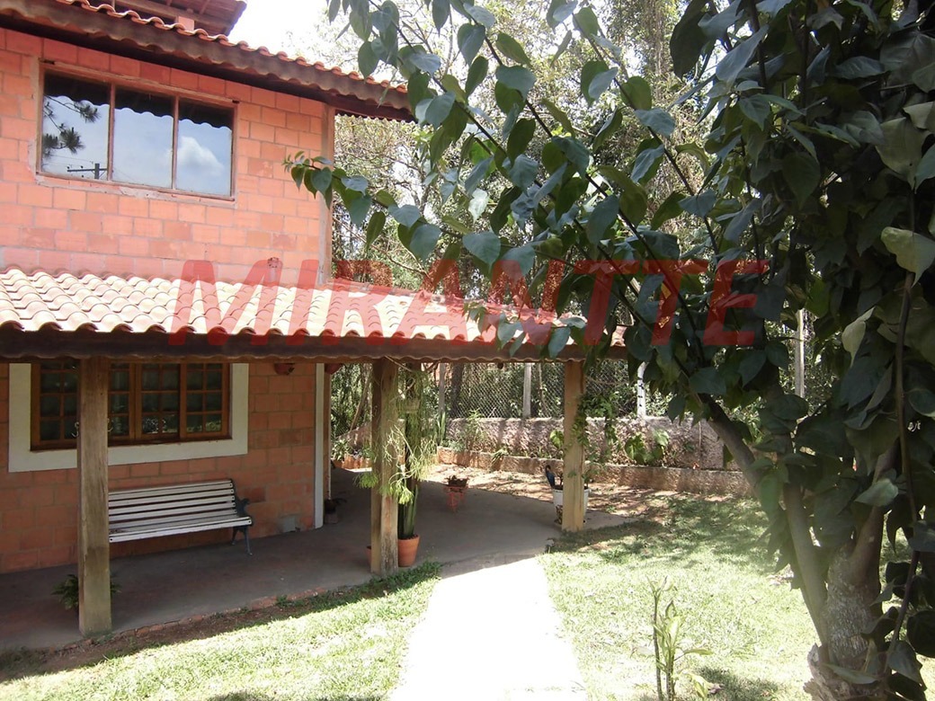 Sobrado de 400m² com 3 quartos em Santa Ines