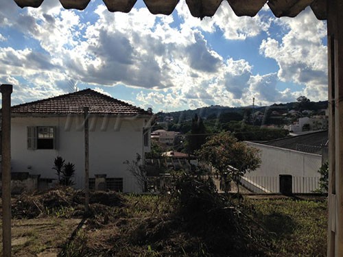 Sobrado de 490m² com 3 quartos em Tremembe