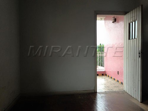 Sobrado de 490m² com 3 quartos em Tremembe