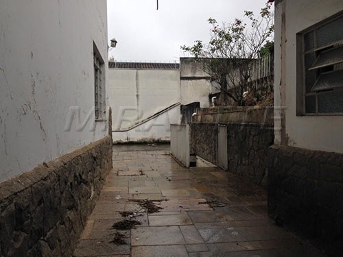 Sobrado de 490m² com 3 quartos em Tremembe