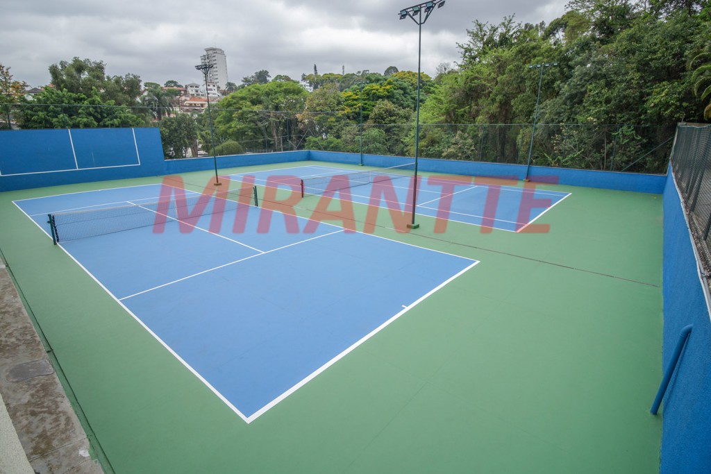 Cobertura de 170m² com 3 quartos em Barro Branco