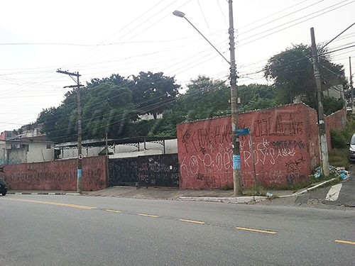 Terreno de m² em Imirim