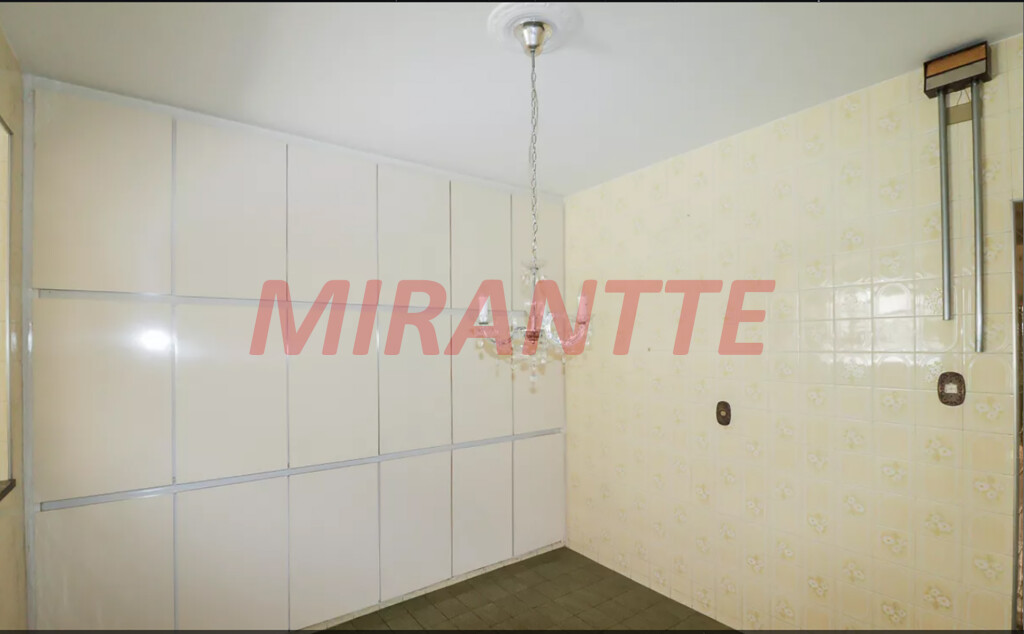 Sobrado de 160m² com 2 quartos em Jardim França