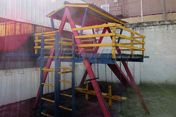 Cond. fechado de 115m² com 2 quartos em Limão