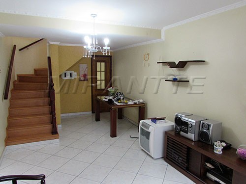 Cond. fechado de 115m² com 2 quartos em Limão