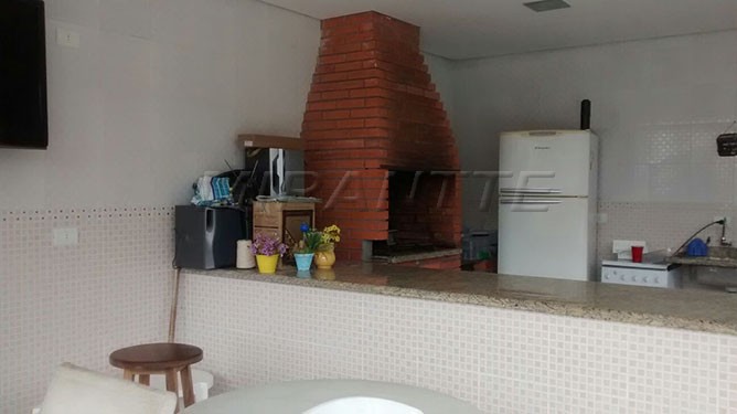 Cond. fechado de 700m² com 3 quartos em Serra Da Cantareira