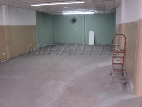 Comercial de 240m² em Vila Guilherme