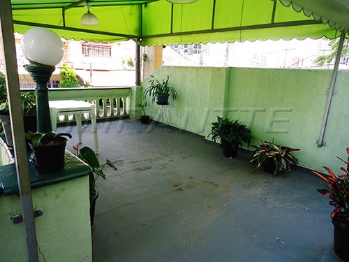Sobrado de 178m² com 3 quartos em Santana