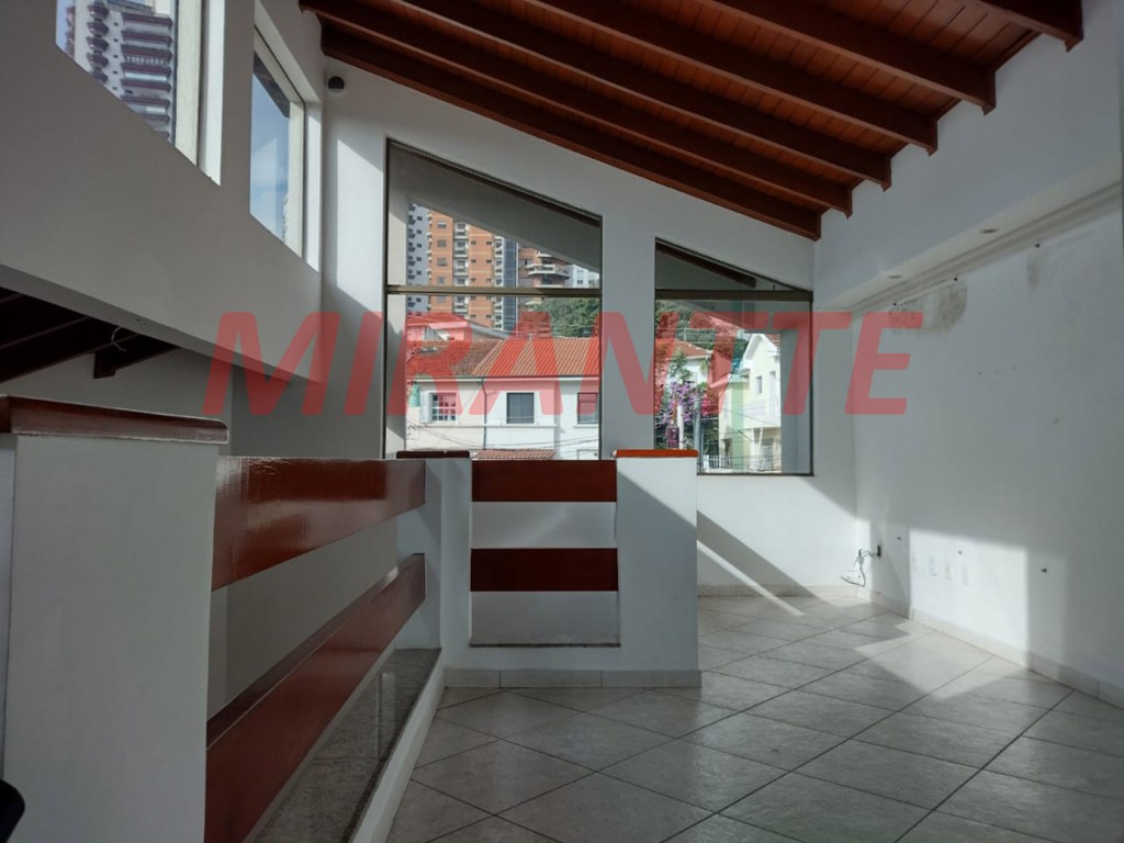 Sobrado de 283m² com 3 quartos em Água Fria