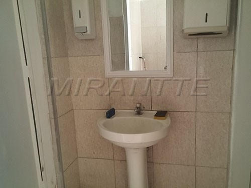 Comercial de 100m² em Vila Nova Cachoeirinha
