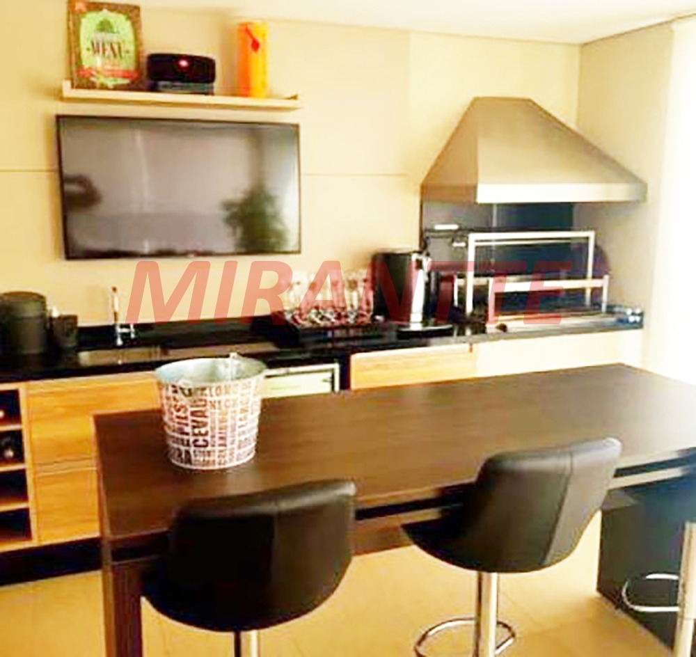 Apartamento de 260m² com 3 quartos em Santana