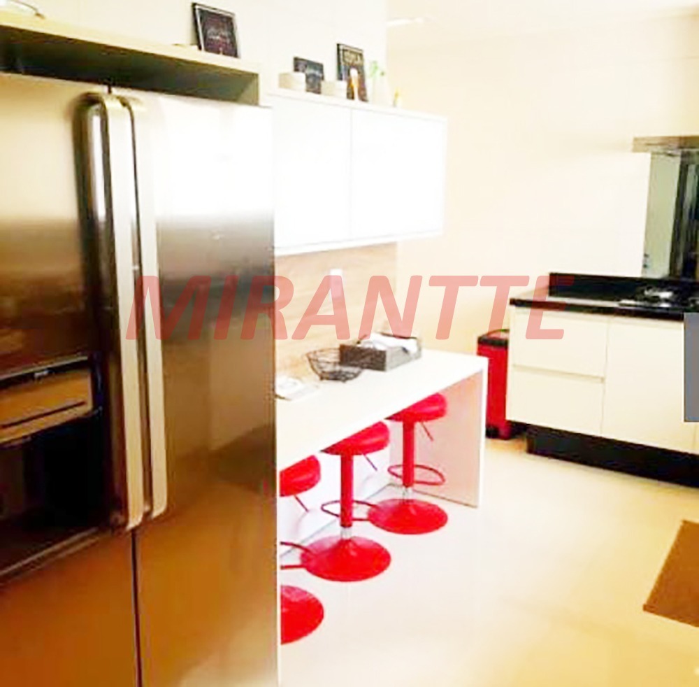 Apartamento de 260m² com 3 quartos em Santana
