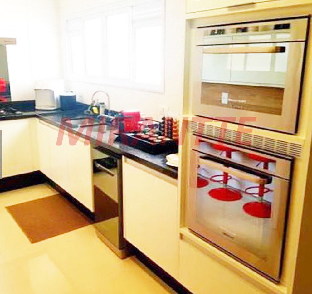 Apartamento de 260m² com 3 quartos em Santana