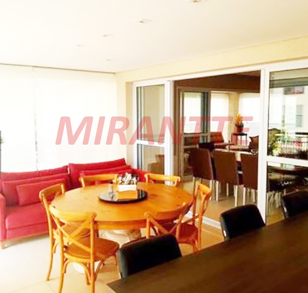 Apartamento de 260m² com 3 quartos em Santana
