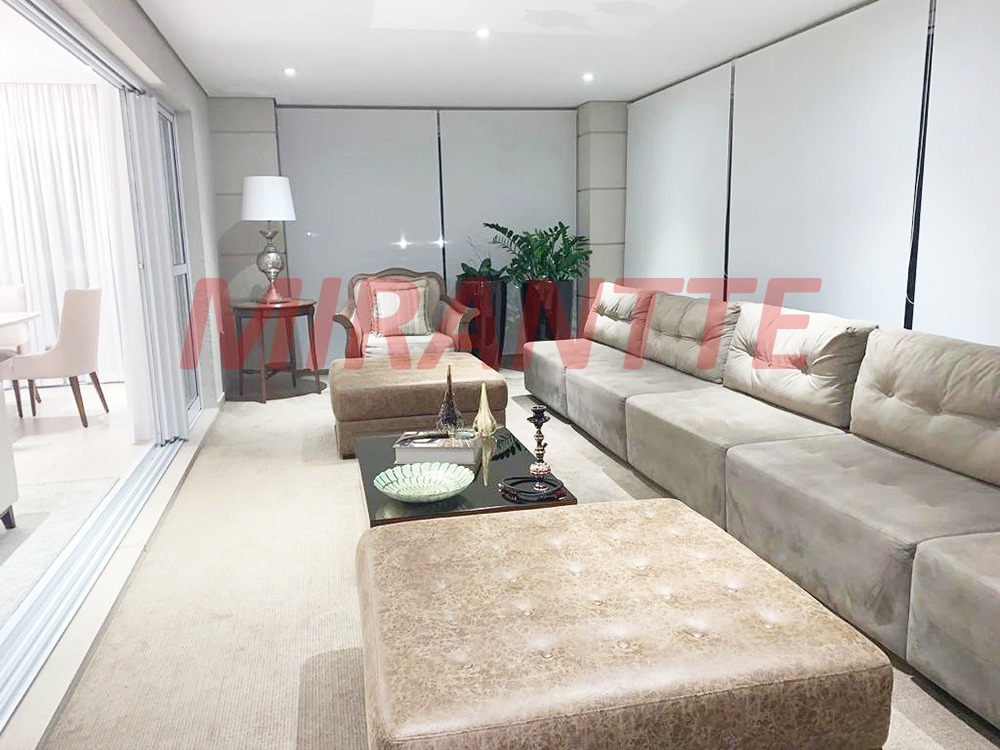 Apartamento de 260m² com 3 quartos em Santana