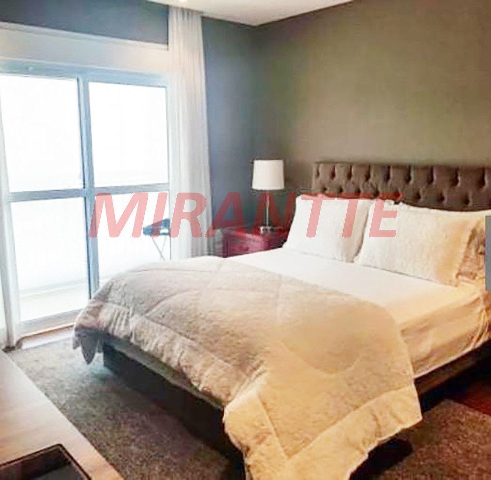 Apartamento de 260m² com 3 quartos em Santana