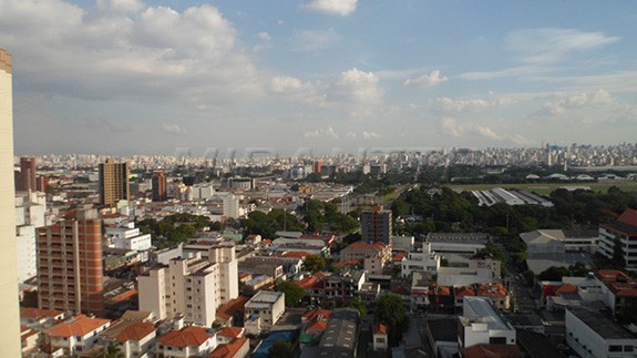 Conjunto comercial em Santana