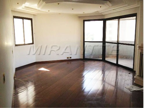 Apartamento de 250m² com 3 quartos em Tatuapé