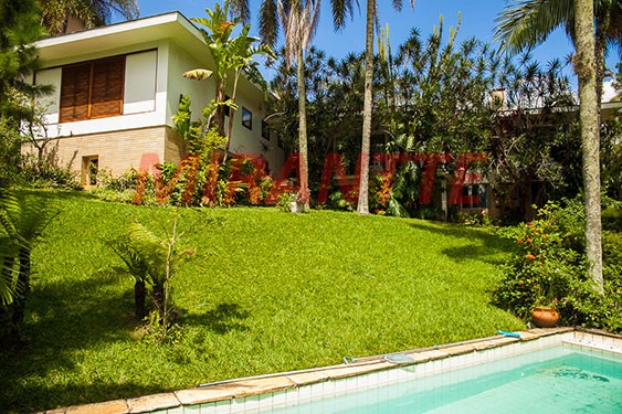 Casa terrea de 1970m² com 3 quartos em Tremembe