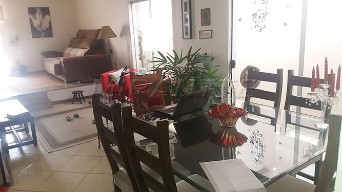 Sobrado de 168m² com 3 quartos em Parada Inglesa