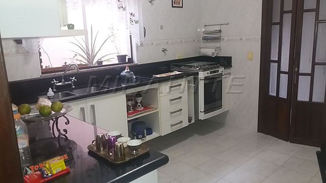 Sobrado de 168m² com 3 quartos em Parada Inglesa