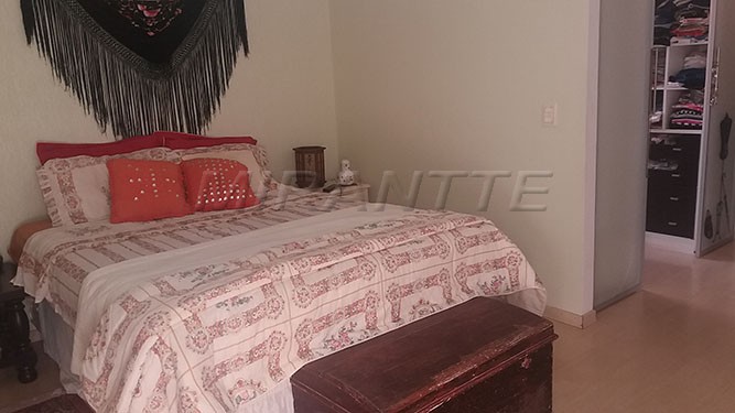 Sobrado de 168m² com 3 quartos em Parada Inglesa