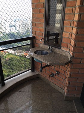 Apartamento de 270m² com 4 quartos em Morumbi