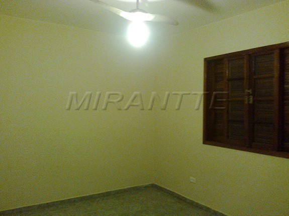 Casa terrea de 120m² com 3 quartos em Vila Guilherme