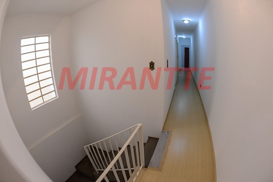 Sobrado de 290m² com 4 quartos em Tremembe