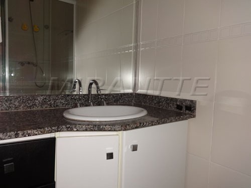 Apartamento com 3 quartos em Santa Teresinha