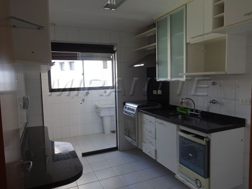 Apartamento com 3 quartos em Santa Teresinha