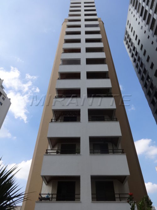 Apartamento com 3 quartos em Santa Teresinha