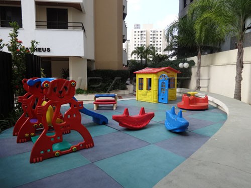 Apartamento com 3 quartos em Santa Teresinha