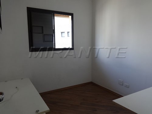 Apartamento com 3 quartos em Santa Teresinha