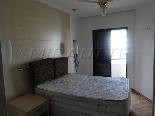 Apartamento com 3 quartos em Santa Teresinha