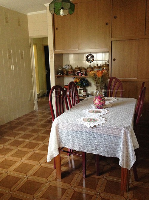 Casa terrea de 400m² com 2 quartos em Vila Mazzei