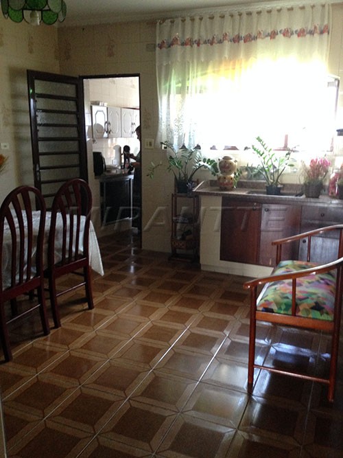 Casa terrea de 400m² com 2 quartos em Vila Mazzei