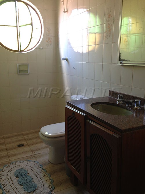 Casa terrea de 400m² com 2 quartos em Vila Mazzei