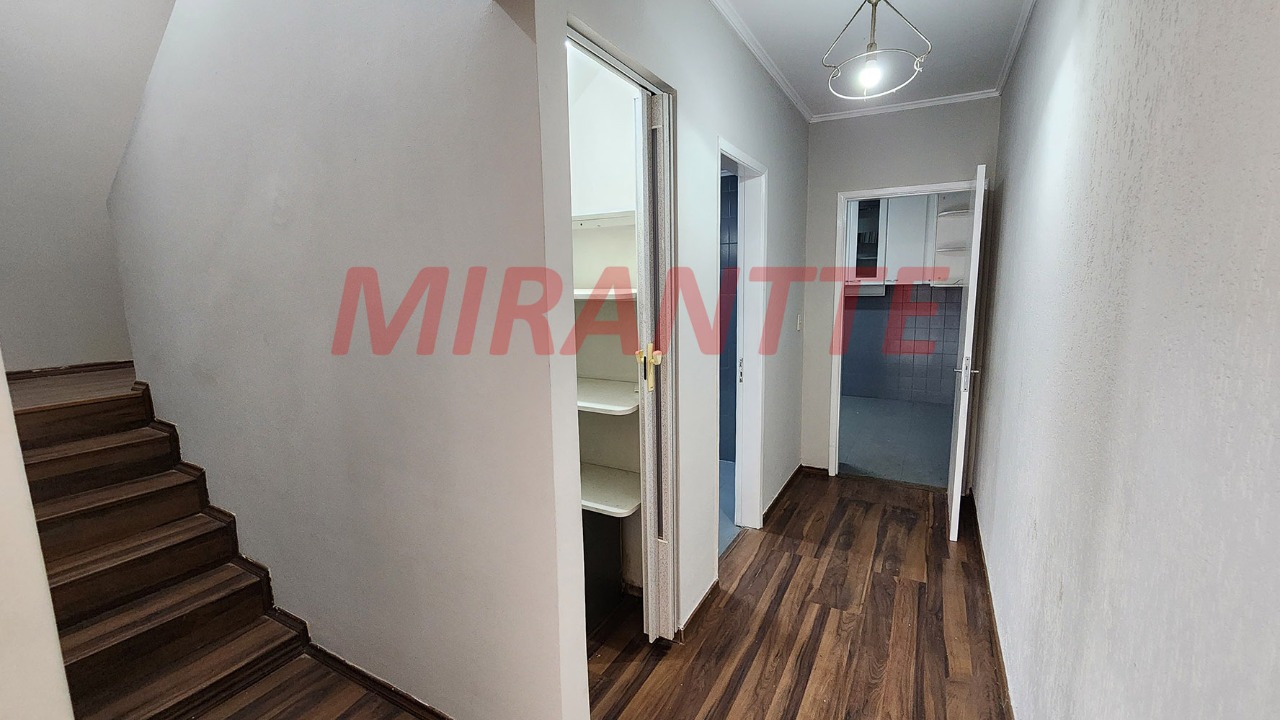 Sobrado de 286m² com 4 quartos em Imirim