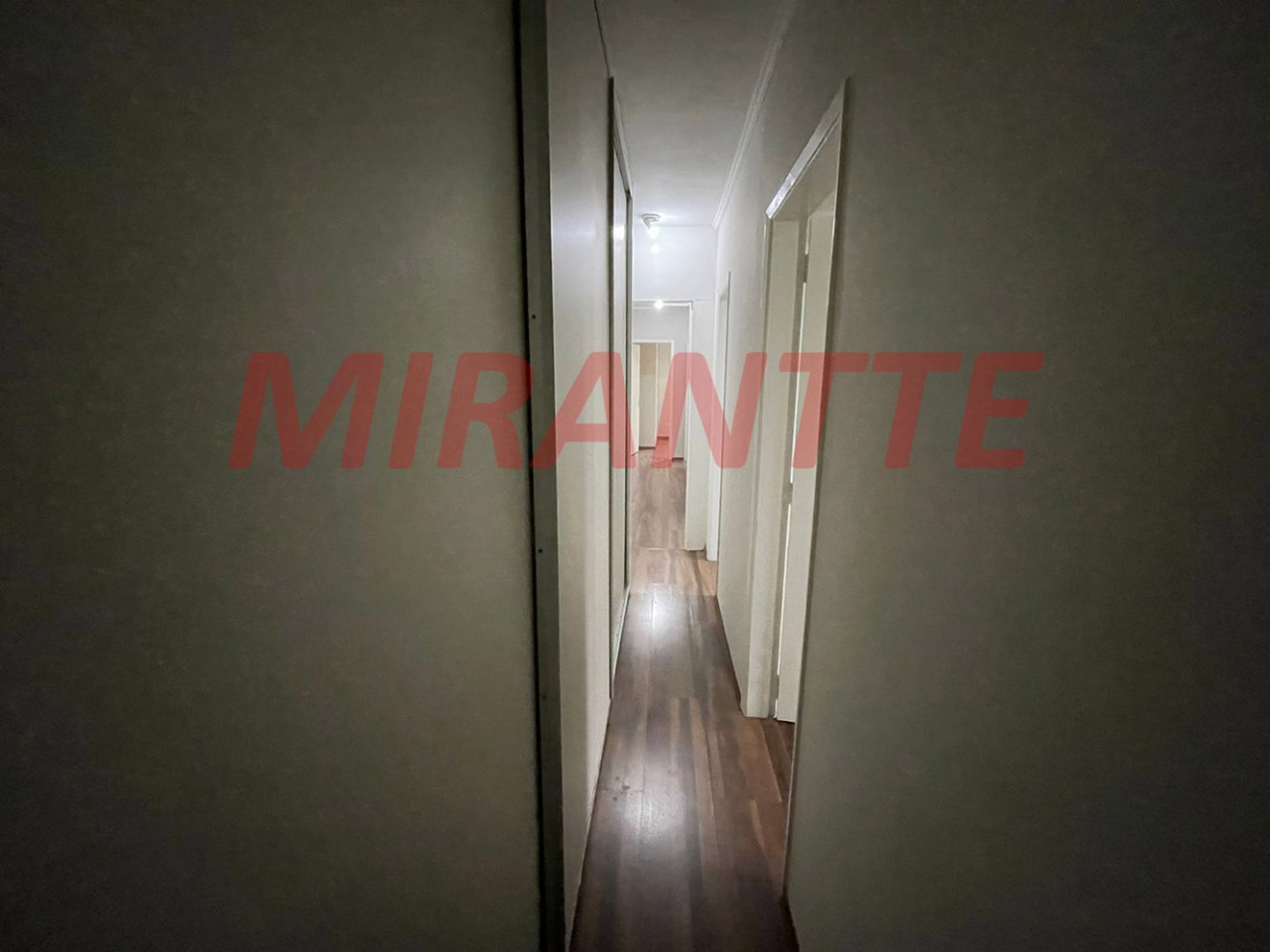 Sobrado de 286m² com 4 quartos em Imirim